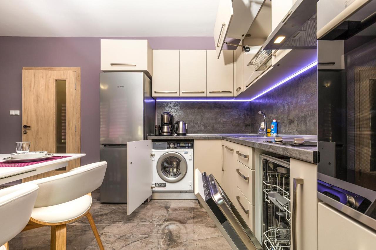 Appartamento Stylish 1Bd Flat With A Parking Spot By Flat Mаnager Plovdiv Esterno foto